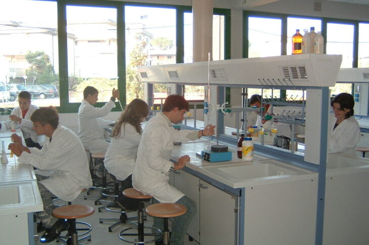 laboratorio di chimica